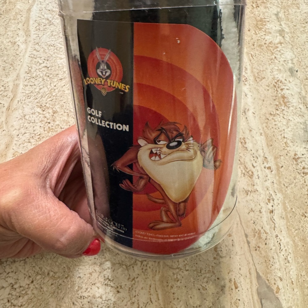 New Vintage Warner Bros. Taz Looney Tunes Golf Towel